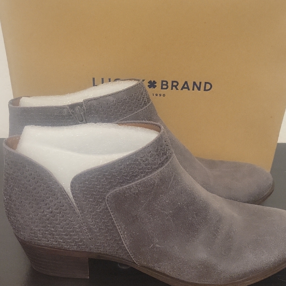 Women's Gray Ankle Boots